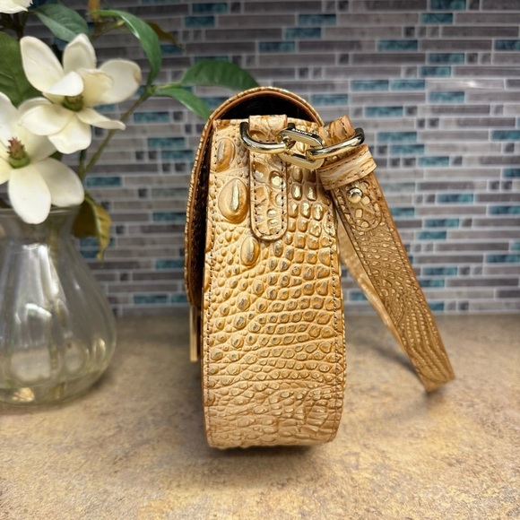 NWT Brahmin Cynthia Honey Brown gold purse - Picture 5 of 8